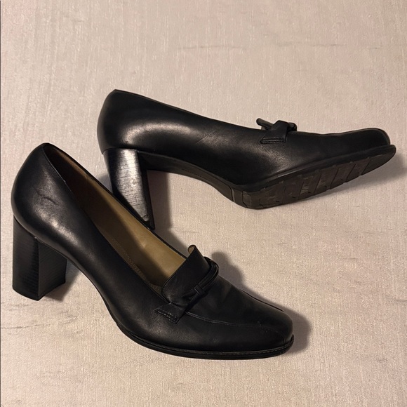 Naturalizer Shoes - Naturalizer Women's Classic Black Leather Block Heel Pumps - Slip On Size 10